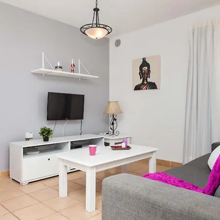 Ferienhaus Casa Lila By Vacanzy Collection La Oliva
